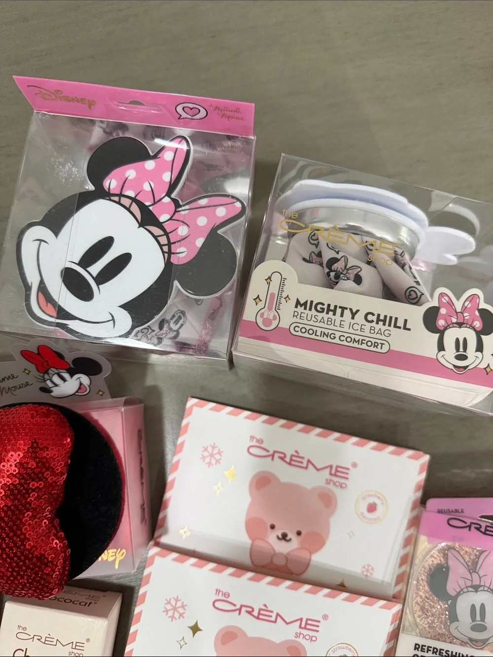The Crème Shop Disney Minnie Mouse Lot Bundle Set (8) Eye Pads Headband